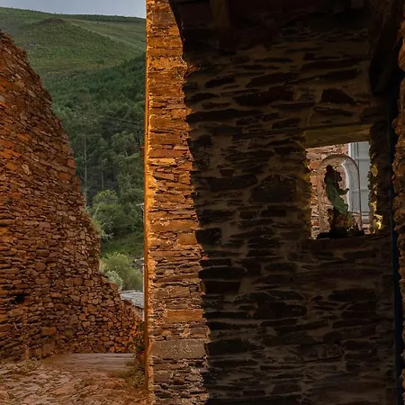 Story - Heritage * Piódão